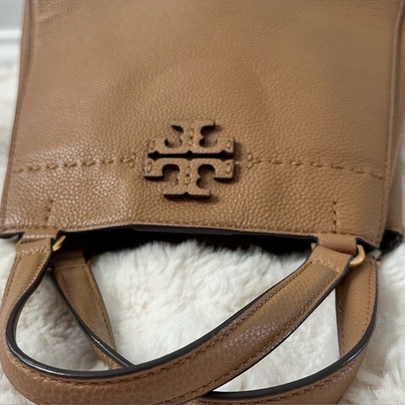 Tory Burch Tan Leather Shoulder Bag - Picture 2 of 8